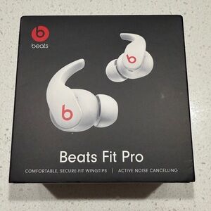 NIB Beats Studio Noice-Cancelling Buds